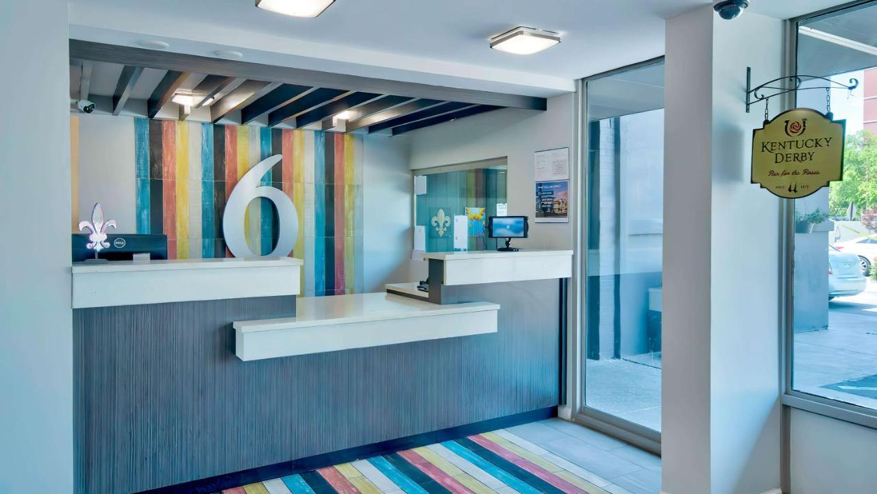 Motel 6 Louisville, Ky- Airport/ Fair Expo Zewnętrze zdjęcie