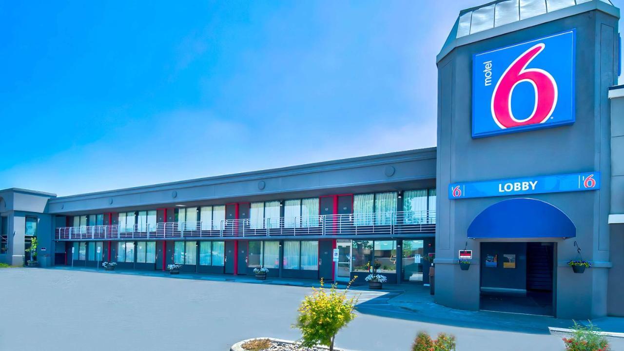 Motel 6 Louisville, Ky- Airport/ Fair Expo Zewnętrze zdjęcie