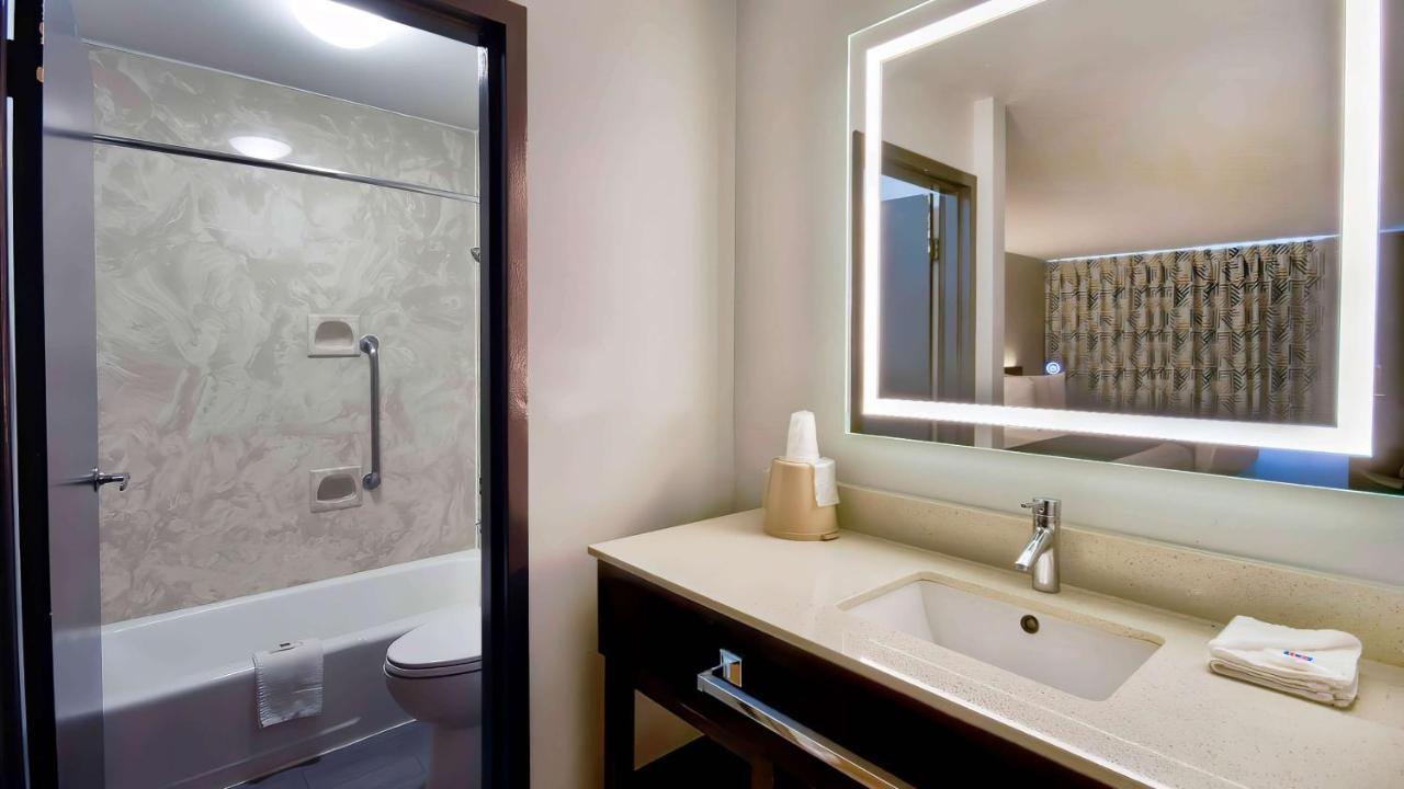Motel 6 Louisville, Ky- Airport/ Fair Expo Zewnętrze zdjęcie