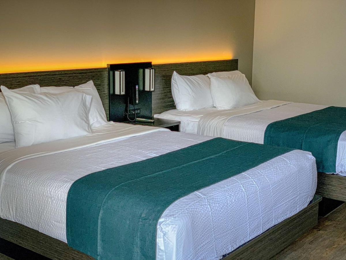 Motel 6 Louisville, Ky- Airport/ Fair Expo Zewnętrze zdjęcie